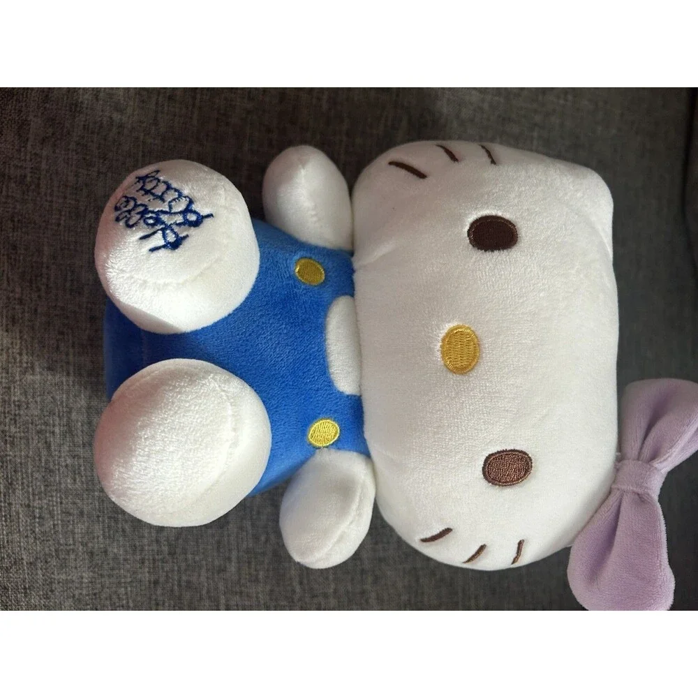Sanrio Hello Kitty and Friends Classic Plush 8